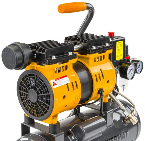 Olajmentes kompresszor 6 l, 8 bar, 150 l/perc, vízleválasztóval, PM-KBO-6T – Powermat (PM1282)