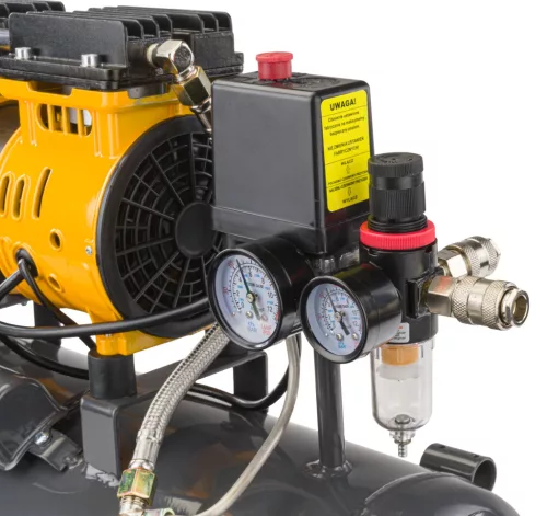 Olajmentes kompresszor 24 l, 8 bar, 220 l/perc, vízleválasztóval, PM-KBO-24T – Powermat (PM1283)