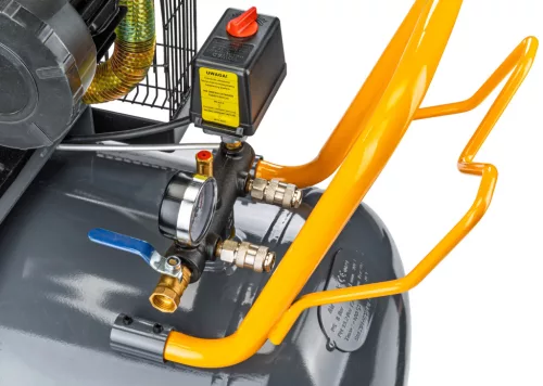 Olajkenésű kompresszor 300 l, 8 bar, 1200 l/perc, 7,5 kW, 400 V, PM-KO-300T-400V – Powermat (PM1309)