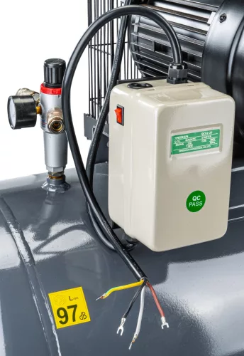 Olajkenésű kompresszor 300 l, 8 bar, 1200 l/perc, 7,5 kW, 400 V, PM-KO-300T-400V – Powermat (PM1309)