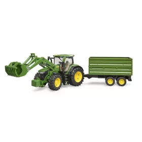 John Deere 7R 350 homlokrakodóval és pótkocsival